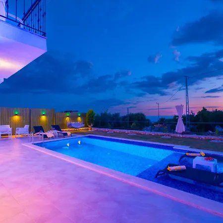 Belenardi Villa